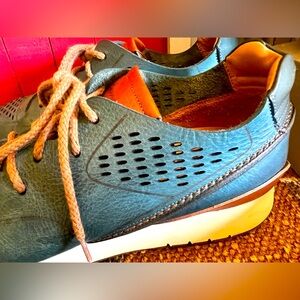 Authentic Barracuda Shoes Italy